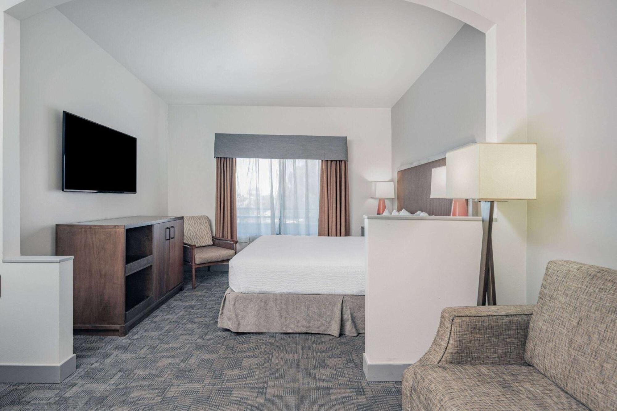 รามาดา ลิมิเต็ด เบเคอร์สฟิลด์ นอร์ท Hotel เบเกอร์สฟีลด์ ภายนอก รูปภาพ